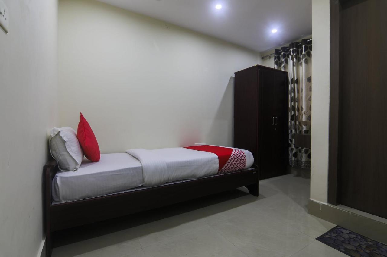 Nowgong Oyo 27619 Hotel Blue Bird Annexe מראה חיצוני תמונה