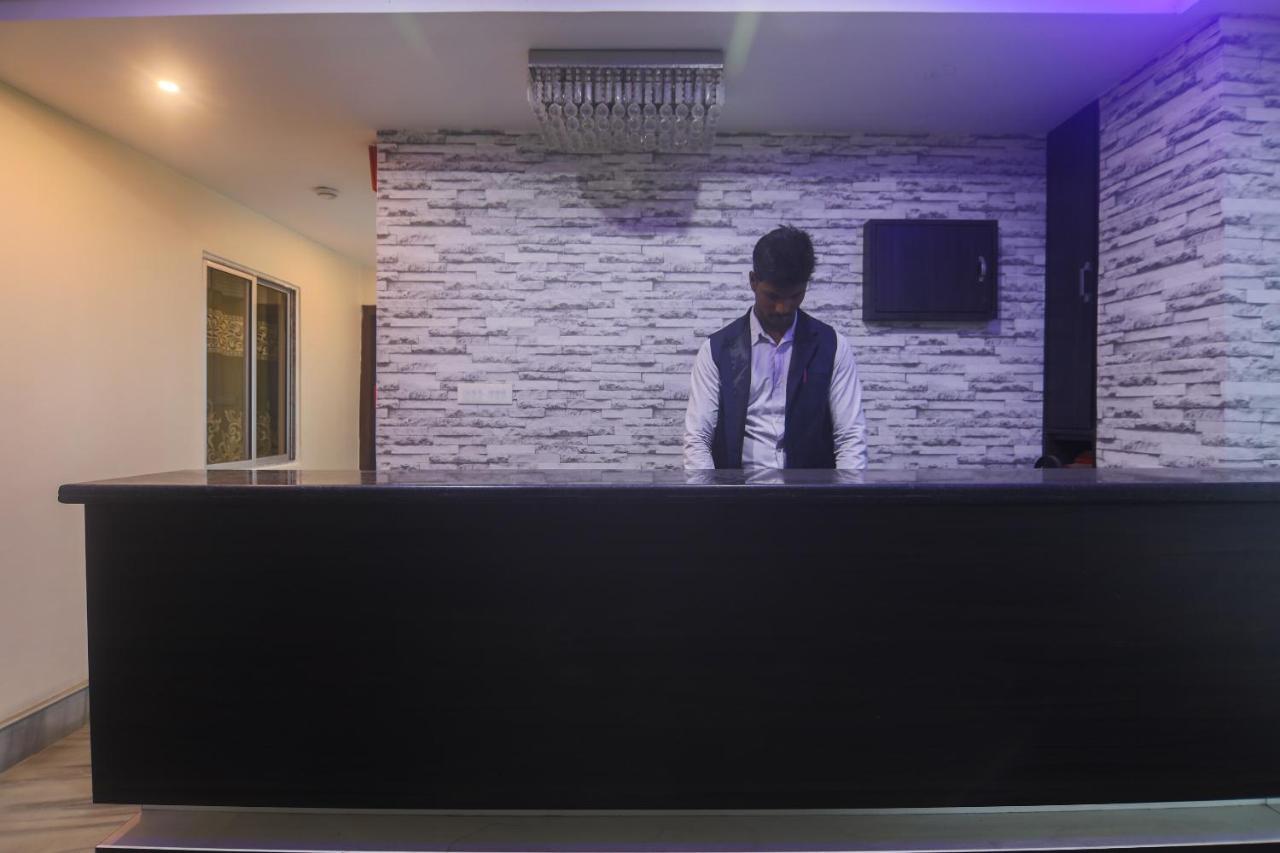 Nowgong Oyo 27619 Hotel Blue Bird Annexe מראה חיצוני תמונה