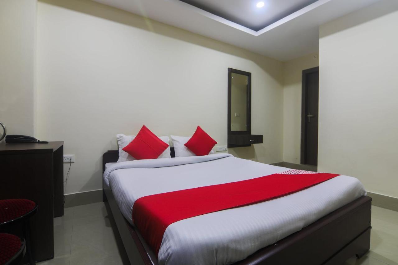 Nowgong Oyo 27619 Hotel Blue Bird Annexe מראה חיצוני תמונה